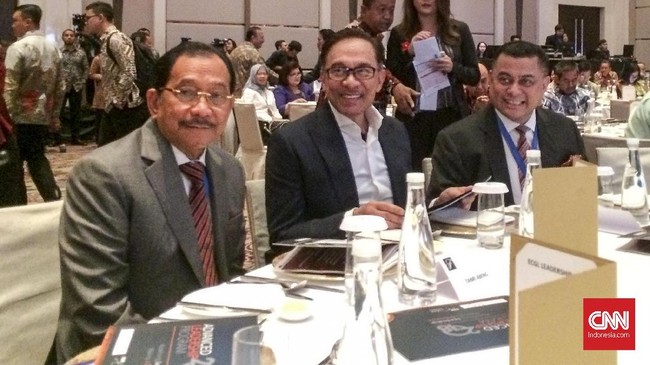 Berbicara di Jakarta, Anwar Ibrahim mengaku sudah memaafkan mantan Perdana Menteri Najib Razak yang hari ini diadili atas kasus korupsi di Malaysia.