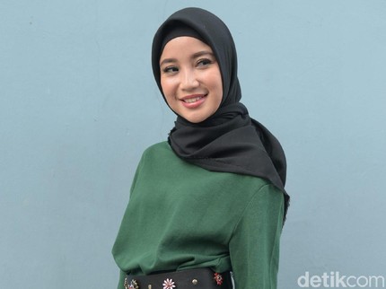 Luapan Kerinduan Chacha Frederica Saat Jalani LDR dengan Suami