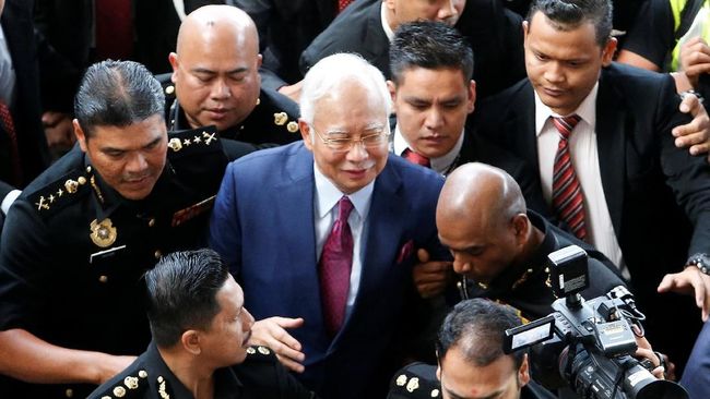 Empat Dakwaan Korupsi, Eks-PM Najib Sebut Diri Tak Bersalah