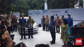 Harapan Menperin Usai Terima Mobil 'Hijau' Toyota