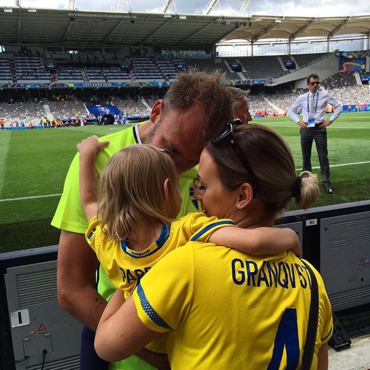 <p>Penampilan gemilang Andreas Granqvist bersama Timnas Swedia antara lain karena dukungan istri dan anaknya. (Foto: Instagram @sofiegranqvist)</p>