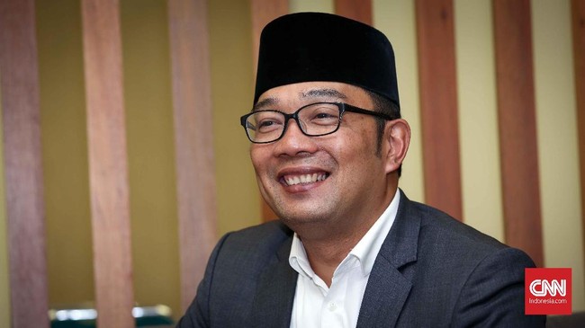 Ridwan Kamil janji bakal mengurus Persija dan Jakmania jika menang Pilgub DKI 2024. Ia bakal bekerja ahli seperti Shin Tae Yong.