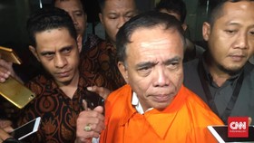 Irwandi Yusuf Minta Eks Panglima GAM Dihadirkan di Sidang