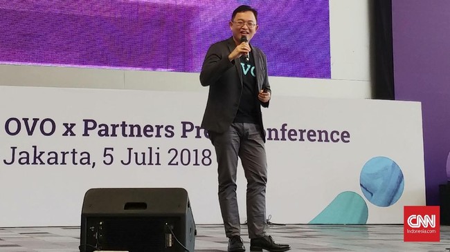 President Director Ovo Adrian Suherman menyebut saat ini layanan uang digital miliknya telah mengantongi lima sampai sepuluh juta pengguna aktif.