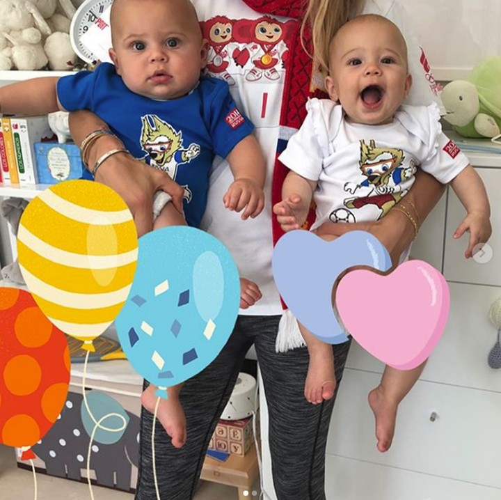 <p>Perkenalkan ini Nicholas Iglesias dan Lucy Iglesias. (Foto: Instagram @enriqueiglesias)</p>