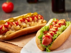 Waduh! Peneliti Ungkap Makan Hot Dog Membuat Umur Lebih Pendek