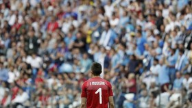 Blunder Muslera Lawan Prancis Dibela Godin
