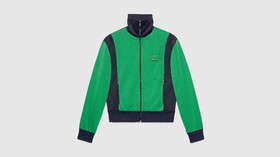 Setelah Hermes, Gucci Jual 'Jaket Gojek'