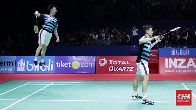 Tim beregu bulu tangkis putra dan putri Indonesia dipastikan harus kerja keras karena akan menghadapi lawan berat sejak babak pertama.