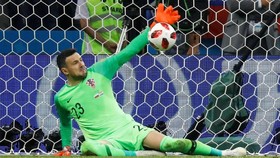 Spesialis Penahan Penalti di Bawah Mistar Gawang Kroasia