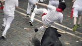 FOTO: Menantang Maut dengan Kabur dari Banteng San Fermin Festival selalu jadi incaran ribuan orang untuk datang ke Spanyol dengan tujuan yang sama: menantang maut, mengejar adrenalin, kabur dari banteng.