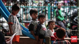 Studi Ungkap Kaki Anak Lebih Sehat tanpa Sandal