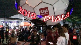 VIDEO: Kemeriahan Nonton Bareng Piala Dunia 2018 di Sunburst