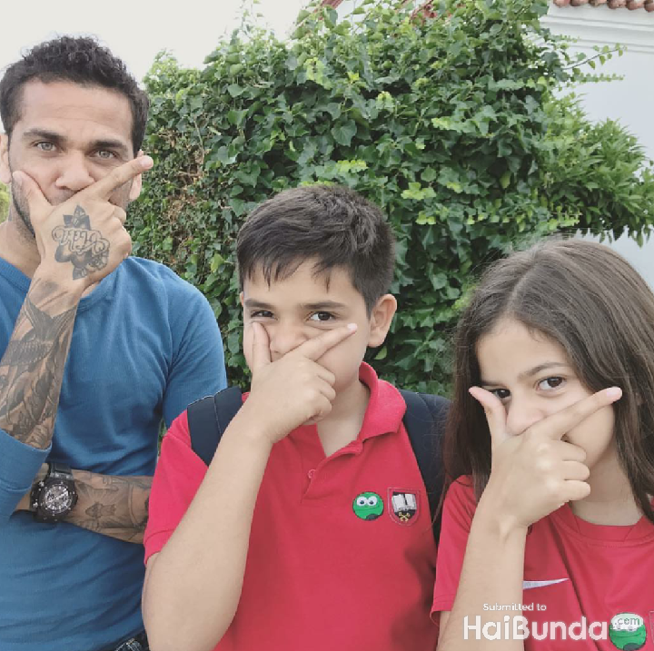 <p>Udah kompak belum ayah dan anak ini? (Foto: Instagram @danialves)</p>