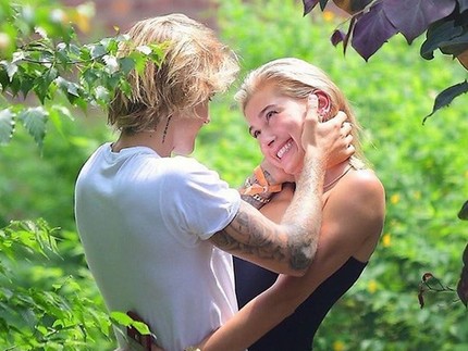 Pasangan yang Nikah Muda Ini Bisa Jadi Inspirasi Hailey Baldwin