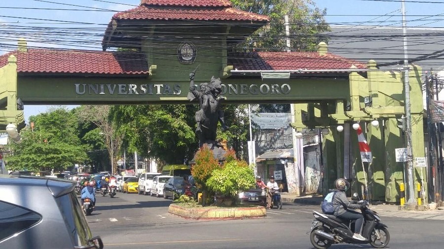 kampus undip semarang