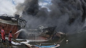 Api Masih Membara di Benoa Usai 32 Jam, 40 Kapal Terbakar