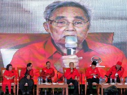 Pendiri PDIP Sabam Sirait Wafat