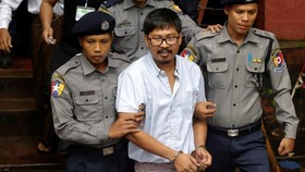 Hakim Sakit, Myanmar Tunda Vonis Wartawan Peliput Rohingya