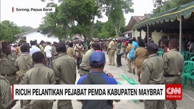 Pelantikan Pejabat Pemda Kabupaten Maybrat Berakhir Ricuh