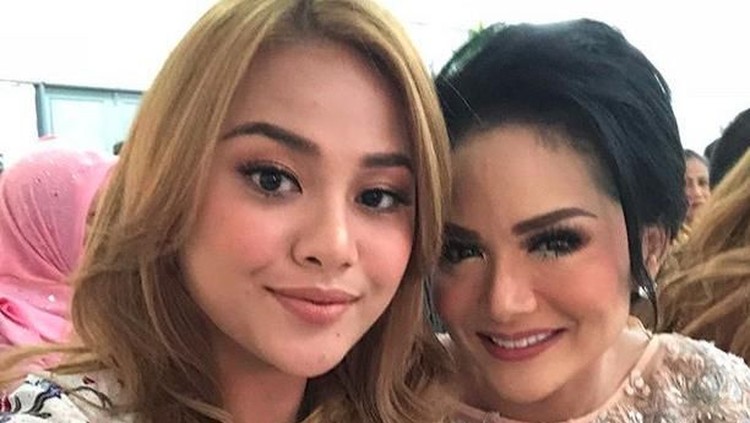Krisdayanti dan Aurel
