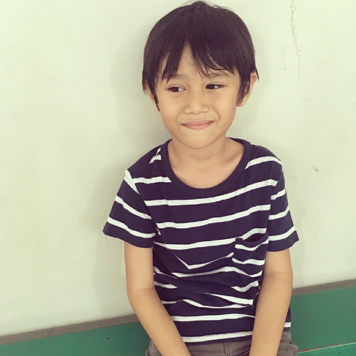 <p>Nama El diambil Eross dari sebutan bagi anak laki-laki. Sementara Pitu artinya tujuh dalam bahasa Jawa. (Foto: Instagram/sarahcandra)</p>