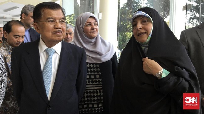 Wakil Presiden urusan Perempuan dan Keluarga Iran membahas masalah kesepakatan nuklir saat menemui Wakil Presiden Indonesia, Jusuf Kalla, Rabu (11/7).