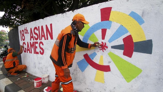 Anggota pasukan oranye alias PPSU yang dikerahkan sebagai pelukis mural Asian Games 2018 mengaku tak punya skill menggambar dan tak mendapat bonus khusus.