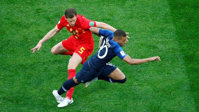 Pemain timnas Prancis Kylian Mbappe yang mengaku sebagai pemimpi pun bahkan menyebut lolos ke final Piala Dunia 2018 sudah melampaui mimpinya yang paling liar.