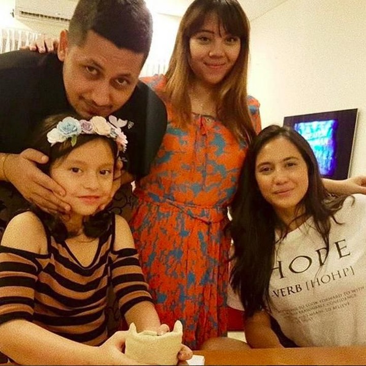 <p>Manis banget kan, Bun? (Foto: Instagram @pevpearce)</p>