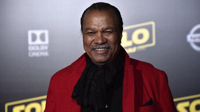 Terakhir kali muncul pada 'Star Wars: Return of the Jedi' (1983), karakter Lando Calrissian disebut muncul lagi di 'Star Wars: Episode IX'.