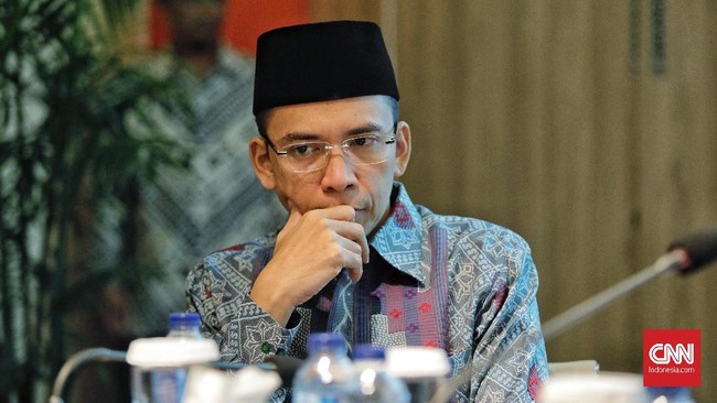 Gubernur NTB Tuan Guru Bajang Zainul Majdi menginstruksikan Tim SAR dan aparat untuk menanggulangi dampak gempa selama tiga hari masa tanggap darurat.