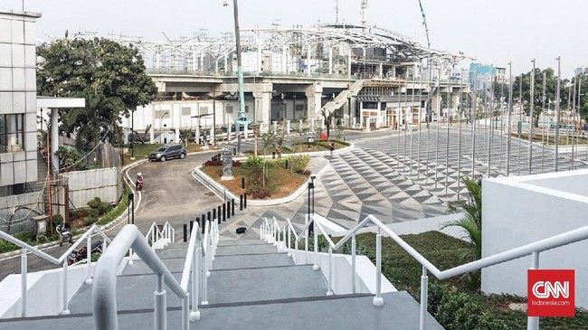 Proyek LRT rute Kelapa Gading-Velodrome ditargetkan mulai beroperasi pada 10 Agustus 2018, guna menunjang perhelatan Asian Games.
