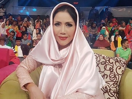 Kenangan Rita Sugiarto pada Mendiang Mantan Suami, Jacky Zimah