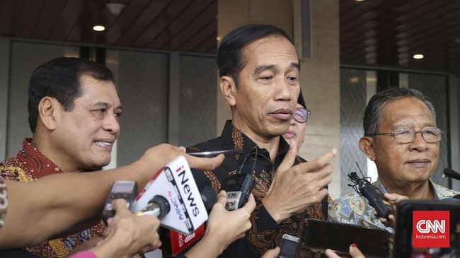 Presiden Jokowi menyebut Monumen Kapsul Waktu di Merauke memiliki jiwa dan semangat serupa Avengers, yakni untuk bermimpi melindungi orang banyak dan lemah.