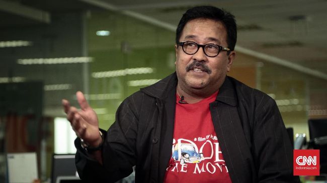 Rano Karno adalah pemeran pertama karakter Doel pada 1972. Tapi kemudian, ia juga sebagai pengembang dan penentu nasib Doel di era modern.