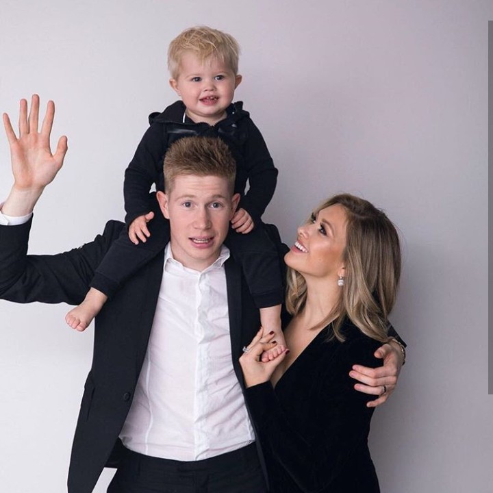 <p>Nah, ini potret keluarga kecil Devin De Bruyne. (Foto: Instagram @lacroixmichele)</p>