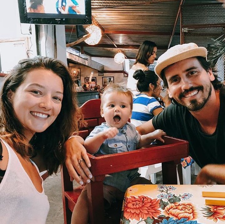 <p>Lagi makan bareng nih. Nyam! (Foto: Instagram @clintmoffat)</p>