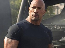 Ini Peran yang Diinginkan Dwayne Johnson tapi Jatuh ke Tom Cruise