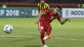 Lechia Gdansk vs Karpaty Lwow, Egy Maulana Starter