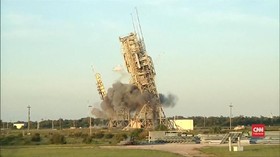 VIDEO: Menara Peluncur Roket di Cape Canaveral Dihancurkan