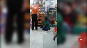 VIDEO: Polisi Penendang Ibu di Minimarket Dinonaktifkan