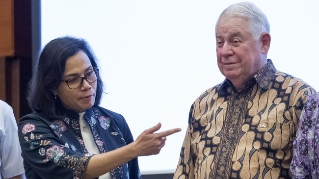 2 Bos Freeport Temui Sri Mulyani, Ini yang Dibahas Chairman of the Board Freeport McMoRan Richard C. Adkerson dan President & CEO Freeport McMoRan Kathleen L. Quirk temui Menkeu Sri Mulyani bahas banyak hal.