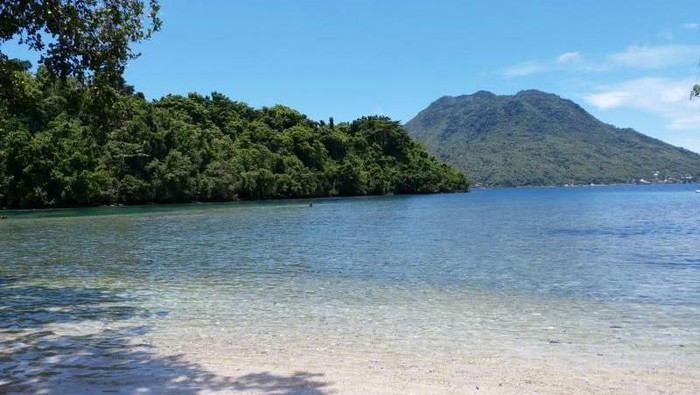 Amboi, Cantiknya! Ini 4 Rekomendasi Destinasi Wisata Pantai di Maluku Utara