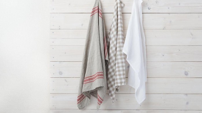 Hanging kitchen towel
