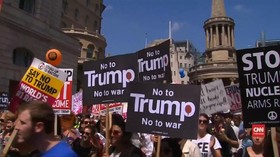 VIDEO: Sambutan Ratu dan Penolakan Warga Inggris untuk Trump