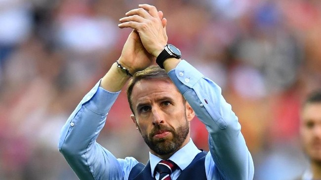 Timnas Inggris saat ini tengah berjuang mencari penerus Paul Gascoigne, sosok gelandang kreatif yang bisa mengubah permainan The Three Lions.