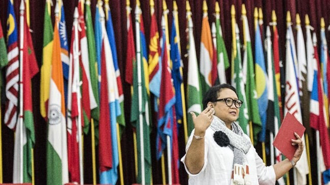 Pemerintah Indonesia menentang undang-undang penetapan negara Yahudi yang disahkan parlemen Israel 19 Juli lalu.