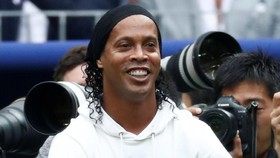 Alex Noerdin Bakal 'Rayu' Ronaldinho ke Palembang