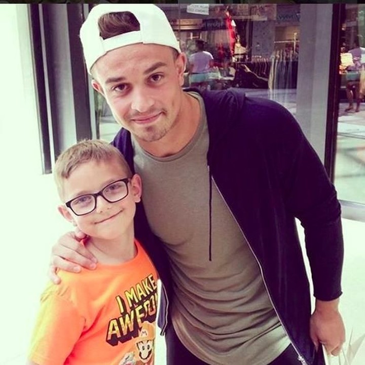<p>Katanya nih, Bun, dia ingin membuat fans kecilnya senang. Bikin melting ih. (Foto: Instagram: Shaqirixherdan)</p>